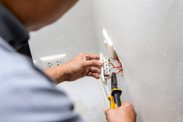  Wilton Center, CT Electrician Pros